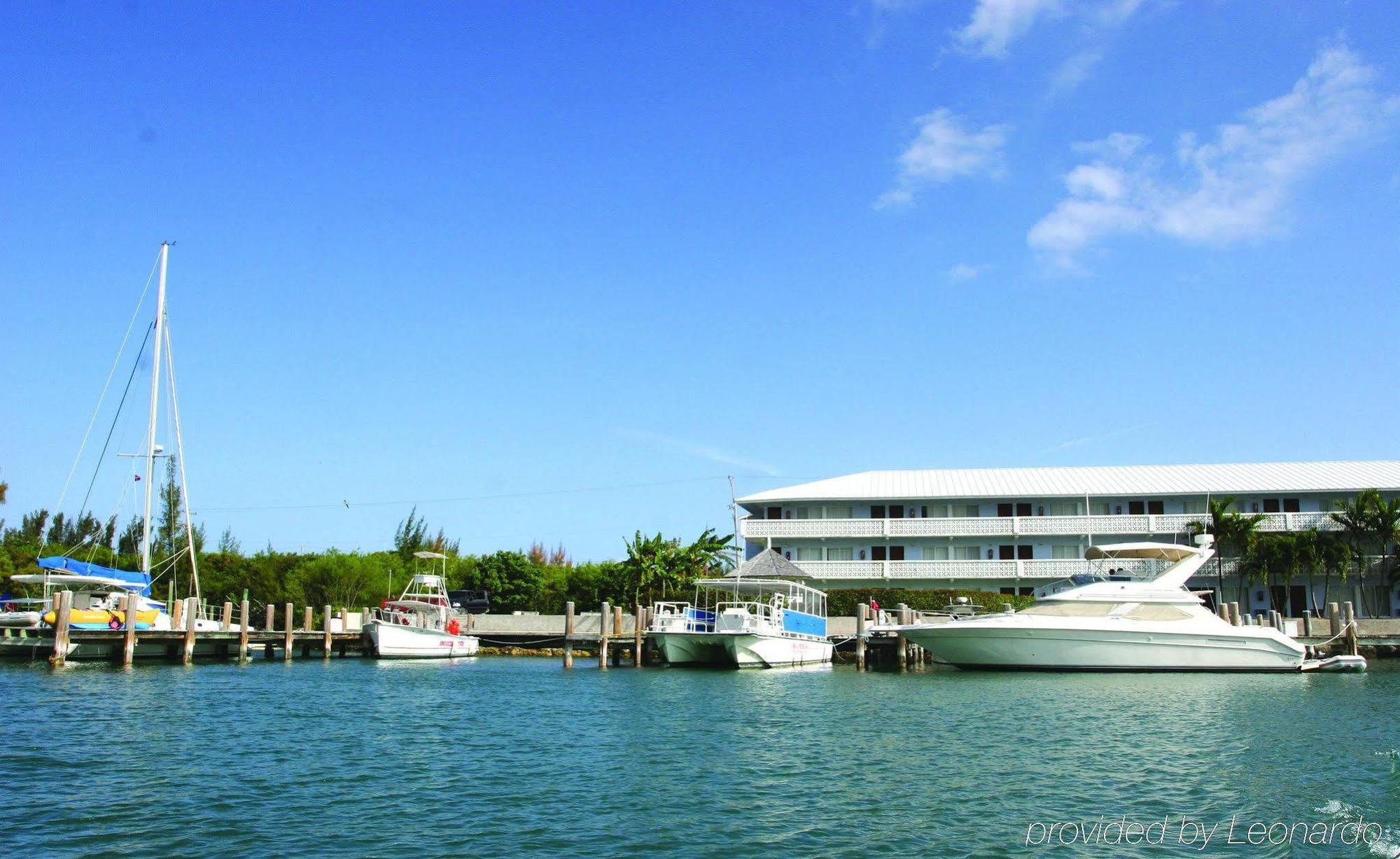 Flamingo Bay Hotel & Marina ฟรีพอร์ต ภายนอก รูปภาพ